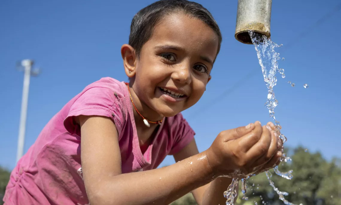 Atmosphärischer Wassergenerator: innovative Wasserquellenlösung